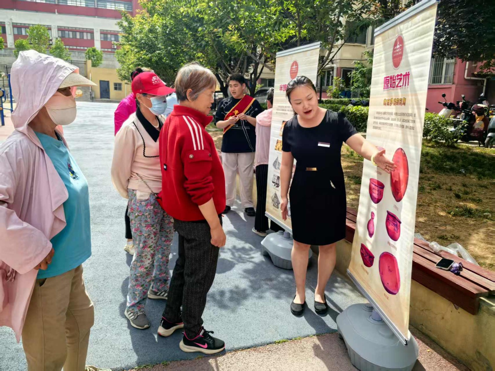 西安半坡博物馆开展“半坡文化进社区”活动  